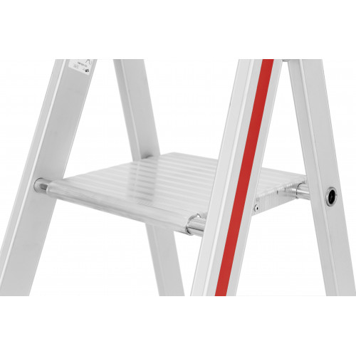 Hymer 7 Tread Red-Line Professional Platform Step