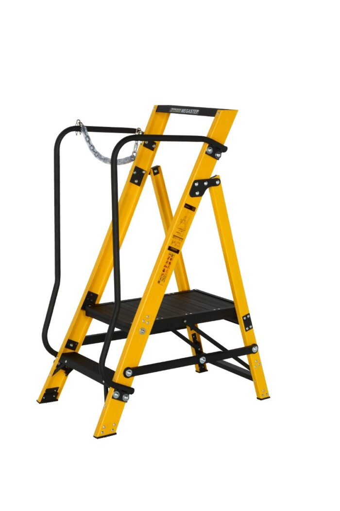 2 Tread WERNER 'Megastep' Safety Step