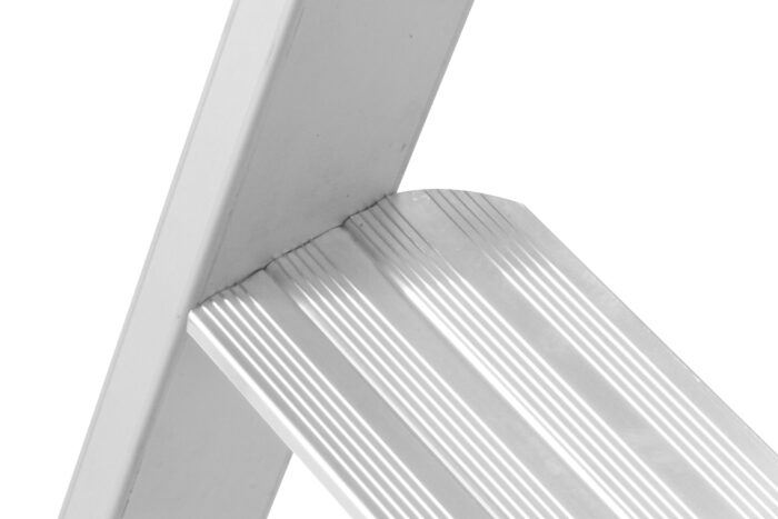 Hymer 5 Tread Red-Line Professional Platform Step - Image 3
