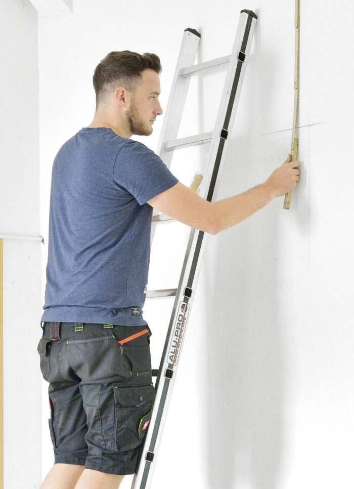 16 rung (4.54m) Single Professional Ladder - Image 3