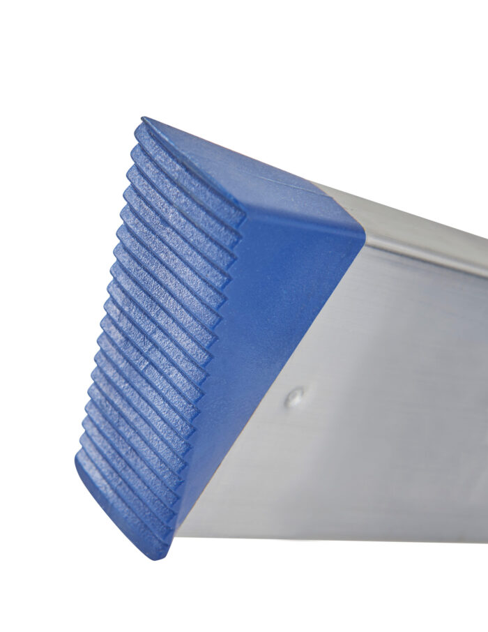 WERNER 6 Tread Heavy Duty Builders Step - Image 2