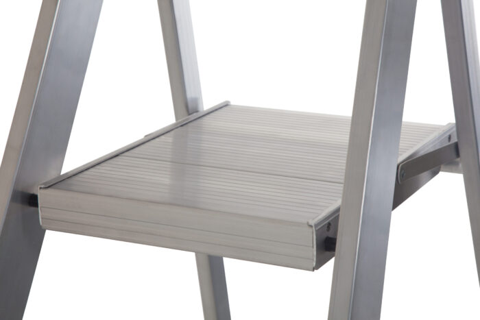 Werner 6 Tread Heavy Duty Platform Step - Image 4