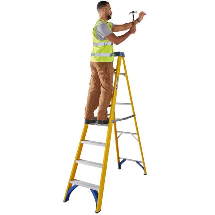 Werner 8 Tread Fibreglass Swingback Steps - Image 3