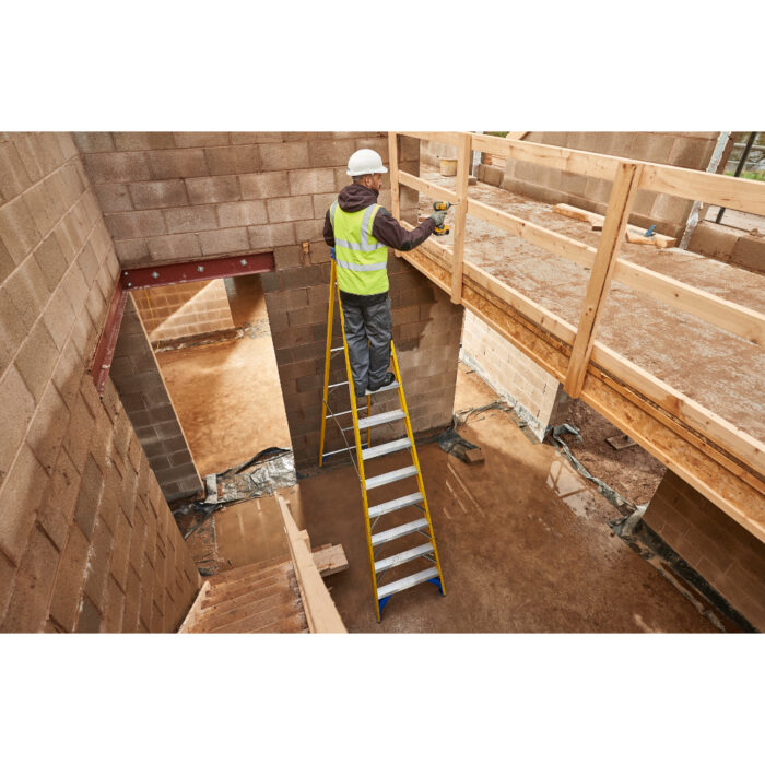 Werner 12 Tread Fibreglass Swingback Steps - Image 8