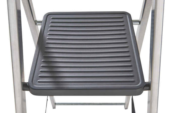 Werner 2 Tread Stepladder High Handrail - Image 7