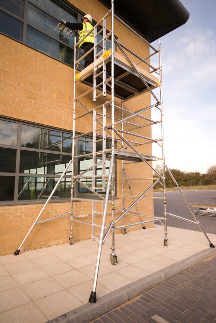 BoSS Ladderspan 3T Double Width  12.7m Working Height Tower
