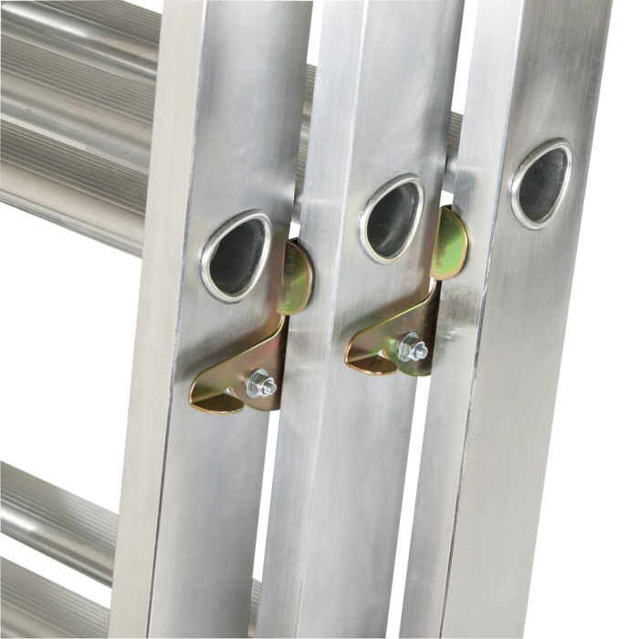 Lyte Triple DIY Aluminium Ladder - Image 2