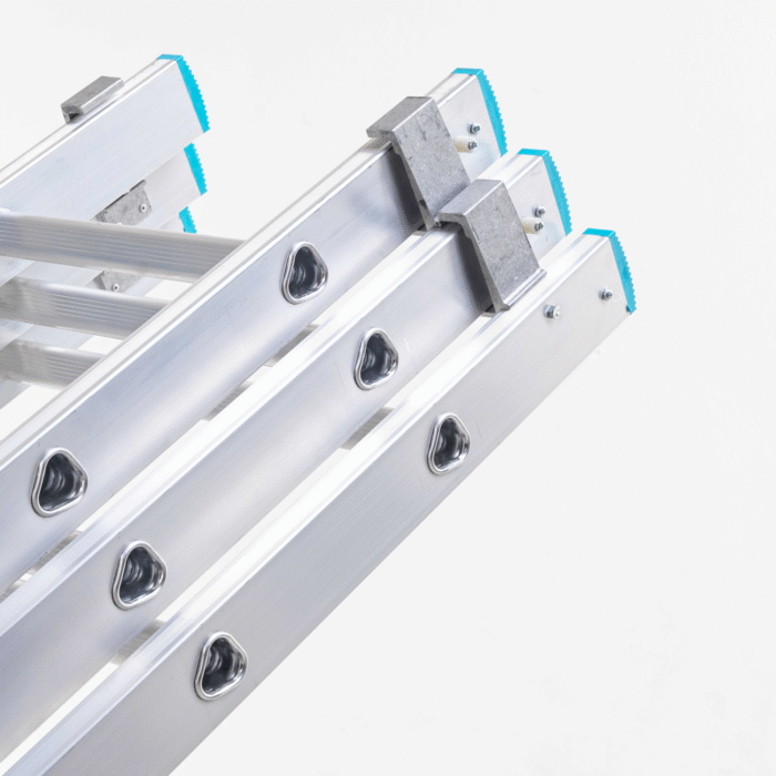 Taskmaster Double 5.0m Professional EN131 Ladder - Image 3