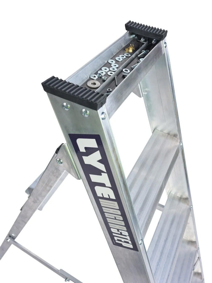 Lyte MagnaStep Aluminium Swingback Step 6 Tread - Image 6