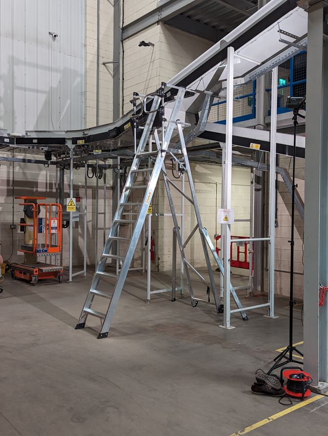 Climb-It Large Platform Folding Step With Safety Gates - 8 Tread - Image 11