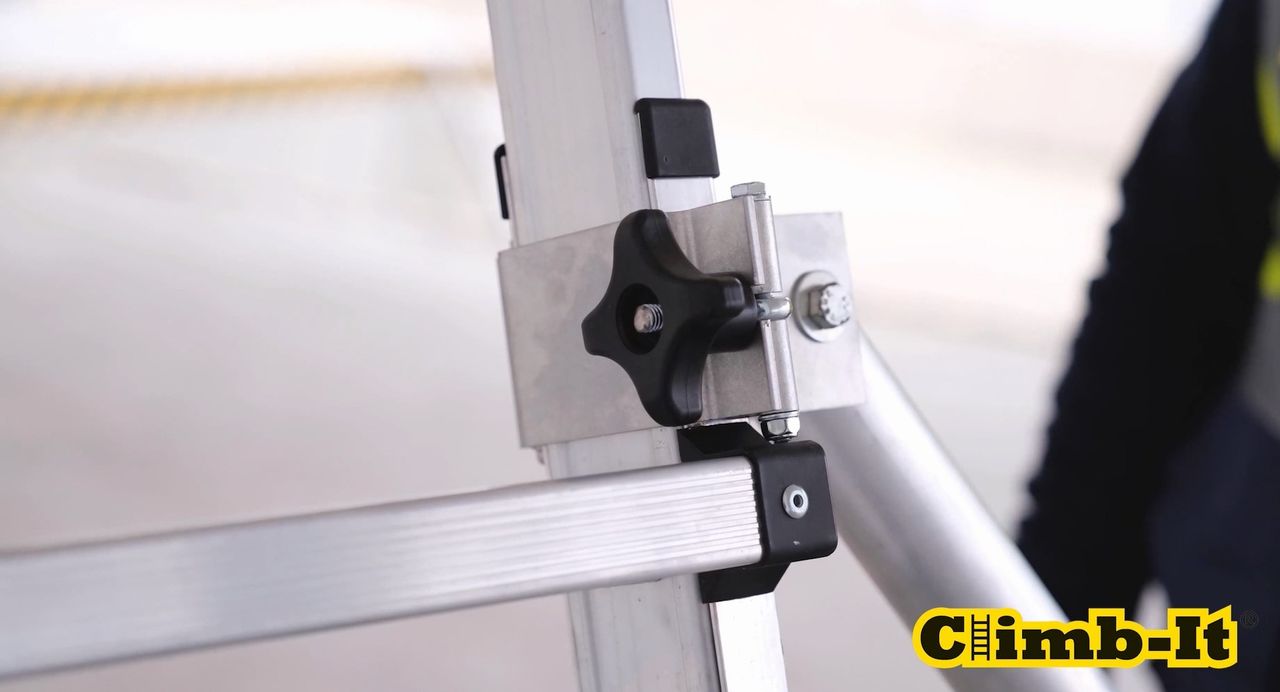 Climb-It Folding Telescopic Platform - 7+3 Tread - Image 8